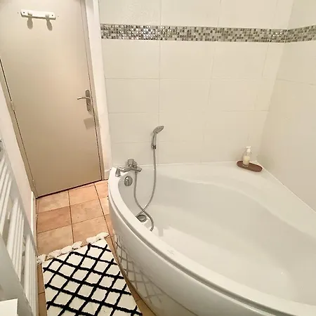 Apartamento Superbe En Centre Nimes